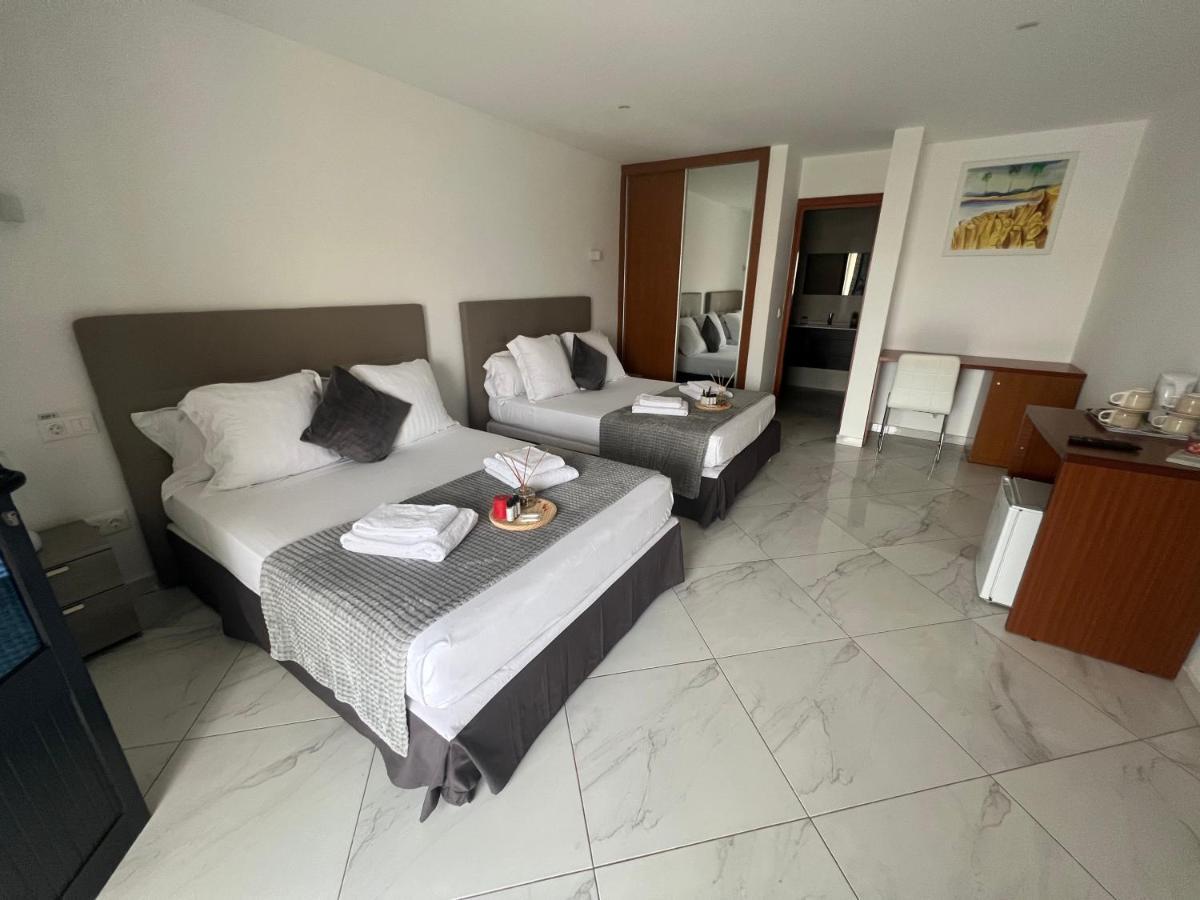 Residencial Santo Amaro Hotell Tarrafal  Exteriör bild