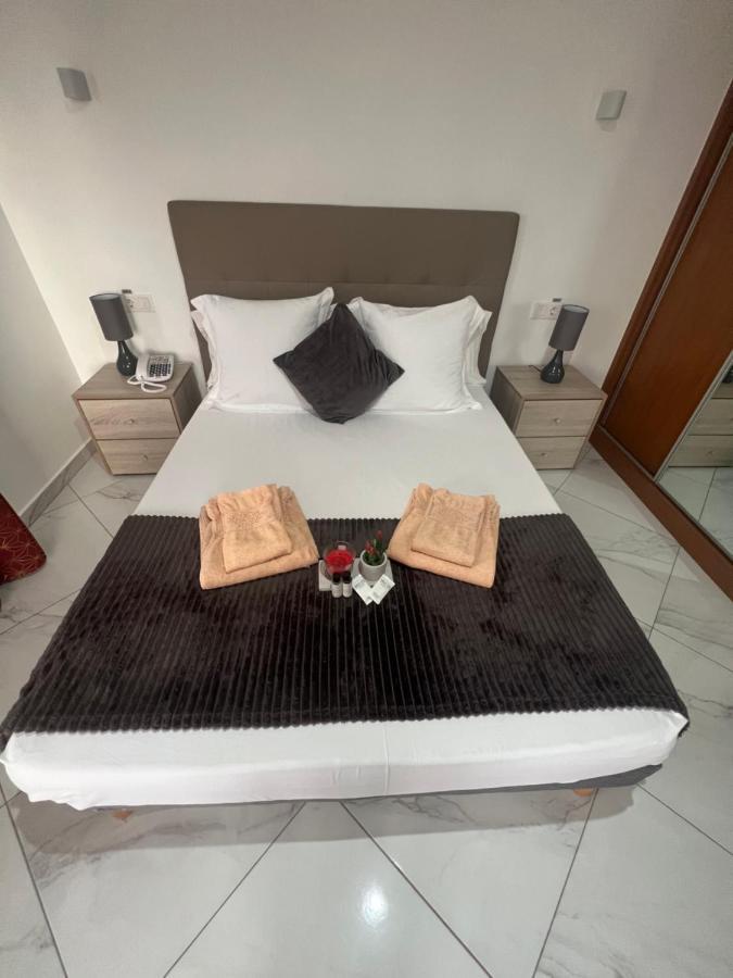 Residencial Santo Amaro Hotell Tarrafal  Exteriör bild