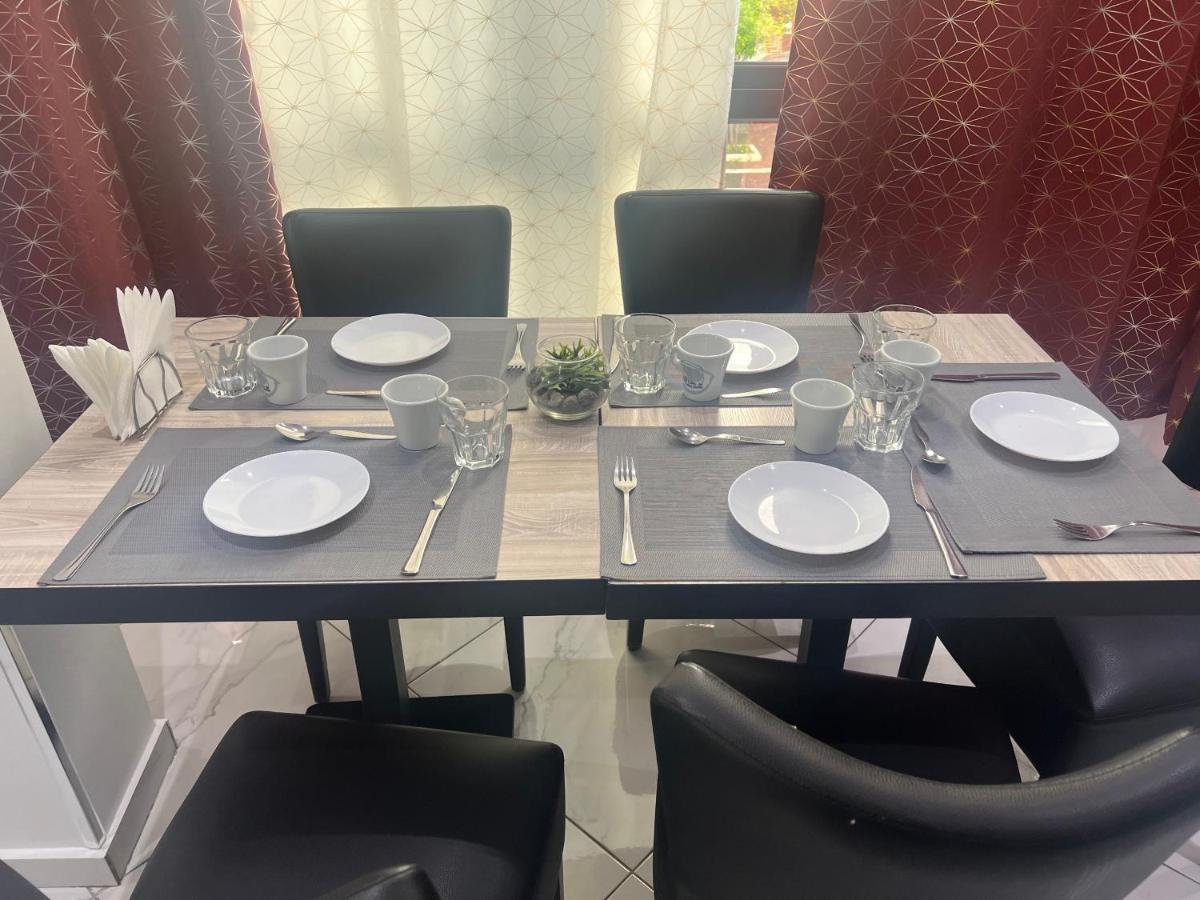 Residencial Santo Amaro Hotell Tarrafal  Exteriör bild